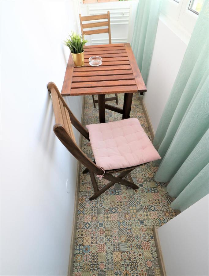 Lovely City Center Apartment - Free Minibar Bucureşti Ngoại thất bức ảnh